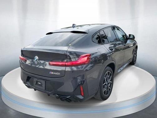 2022 BMW X4 M40i