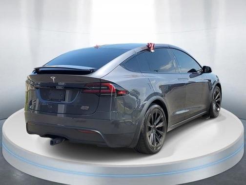 2022 Tesla Model X Plaid