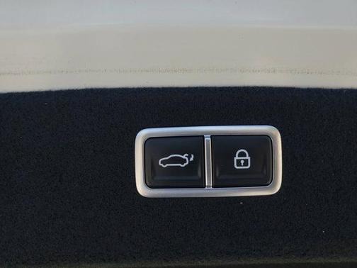 2023 Genesis G80 2.5T