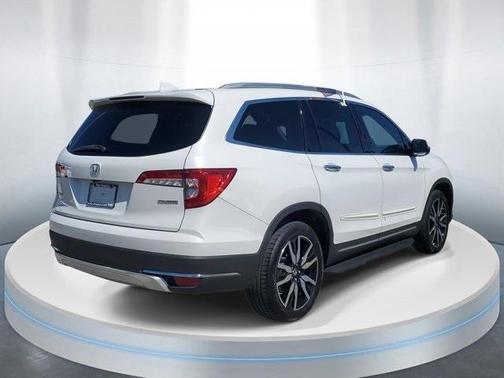 2021 Honda Pilot Touring 8-Passenger