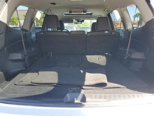 2021 Honda Pilot Touring 8-Passenger