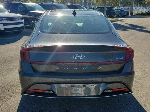 2023 Hyundai SONATA Hybrid Limited