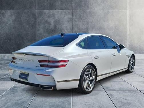 2024 Genesis G80 2.5T