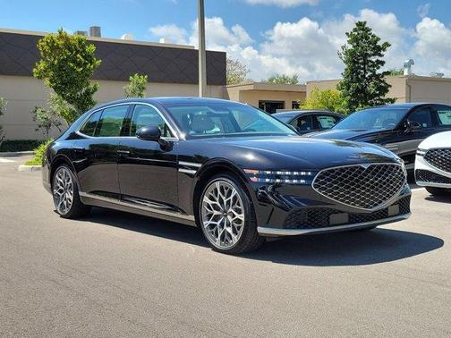 Vik Black 2025 Genesis G90 3.5T e-SC