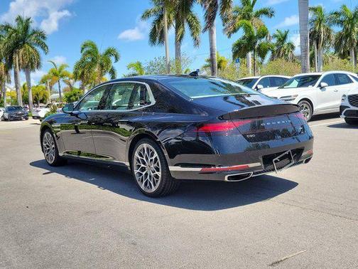 Vik Black 2025 Genesis G90 3.5T e-SC