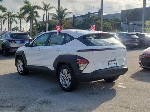 Atlas 2026 Hyundai KONA SE