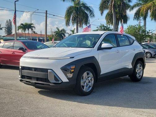 Atlas 2026 Hyundai KONA SE