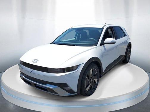 2025 Hyundai IONIQ 5 SE