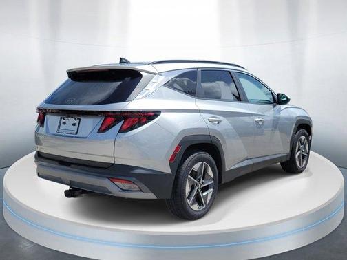 Shimmering Silver 2026 Hyundai TUCSON SEL