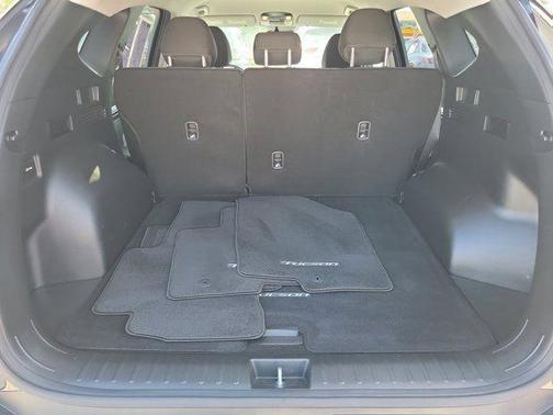 Phantom Black 2023 Hyundai TUCSON SEL