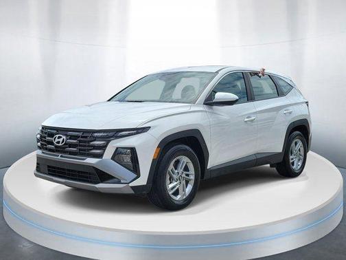 Serenity White Pearl 2026 Hyundai TUCSON SE