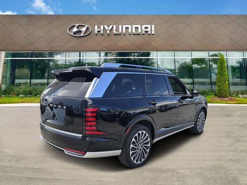 Abyss Black Pearl 2026 Hyundai Palisade Hybrid Calligraphy