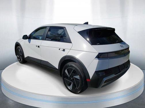 2026 Hyundai IONIQ 5 SE