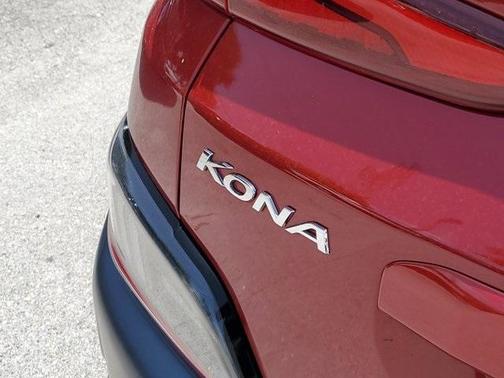 2022 Hyundai KONA Limited