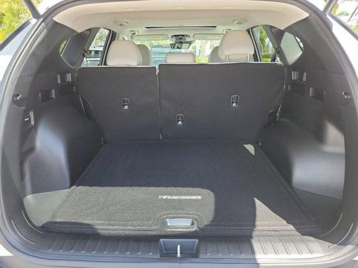 Serenity White Pearl 2025 Hyundai TUCSON SEL Convenience