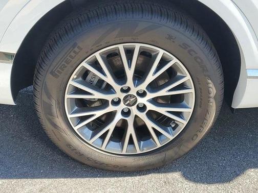 2026 Genesis GV80 2.5T