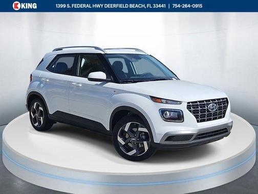 2025 Hyundai VENUE SEL