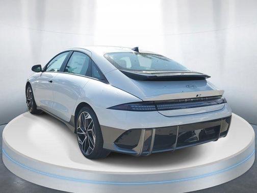 2025 Hyundai IONIQ 6 SEL