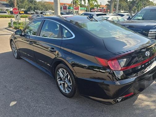 2023 Hyundai SONATA SEL