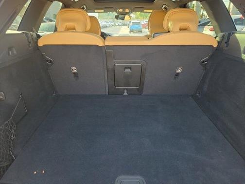 2022 Volvo XC60 B5 Inscription