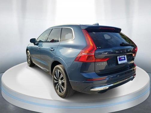 2022 Volvo XC60 B5 Inscription