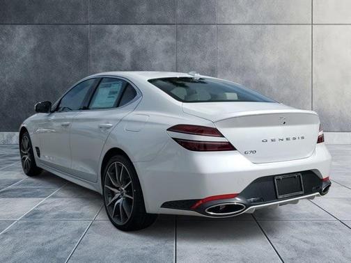 2026 Genesis G70 2.5T Standard