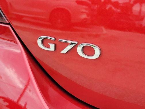 2023 Genesis G70 2.0T