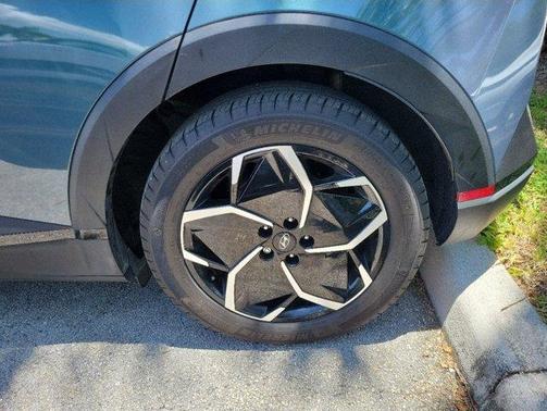 Teal 2024 Hyundai IONIQ 5 SEL