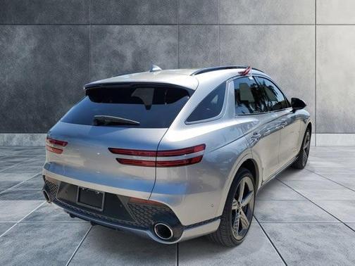 2023 Genesis GV70 2.5T