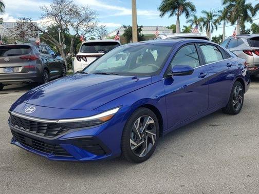 2025 Hyundai ELANTRA SEL Convenience