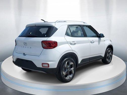 Lunar White 2026 Hyundai VENUE SEL