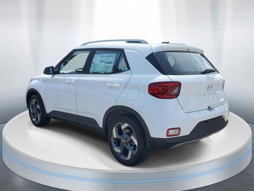 Lunar White 2026 Hyundai VENUE SEL