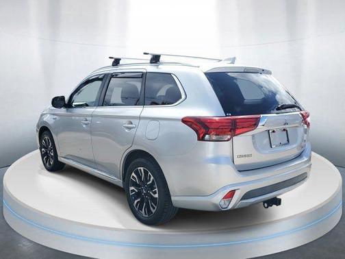 Alloy Silver Metallic 2018 Mitsubishi Outlander PHEV SEL