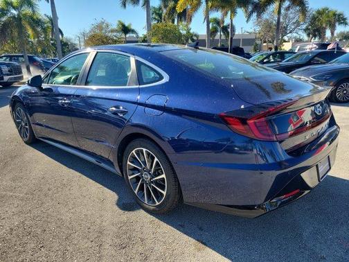 2022 Hyundai SONATA Limited