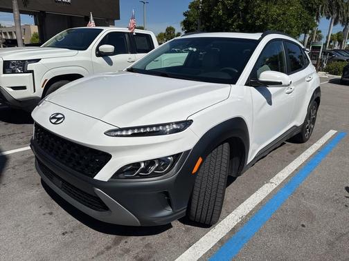 2022 Hyundai KONA Limited