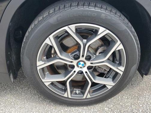 2022 BMW X1 sDrive28i