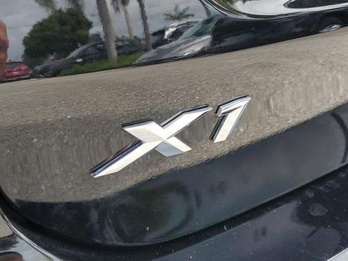 2022 BMW X1 sDrive28i