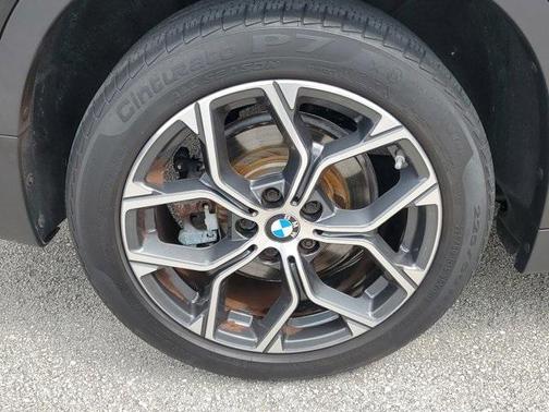 2022 BMW X1 sDrive28i