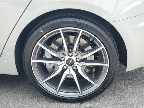 2026 Genesis G70 2.5T Standard