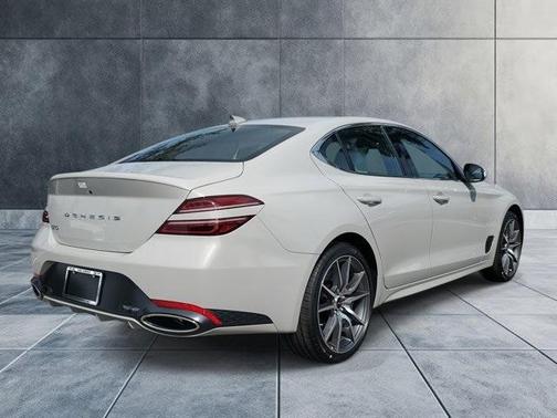 2026 Genesis G70 2.5T Standard