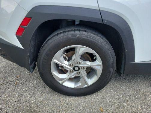 White Pearl 2024 Hyundai TUCSON SEL