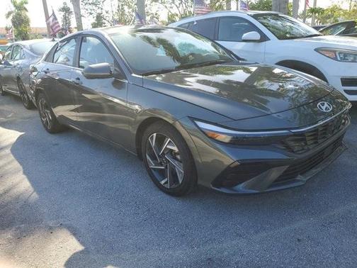 2025 Hyundai ELANTRA SEL Convenience
