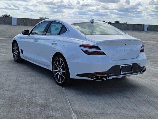 2025 Genesis G70 2.5T