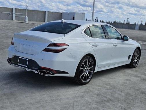 2025 Genesis G70 2.5T