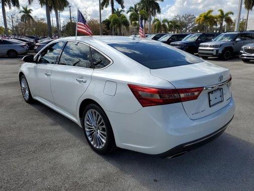 2018 Toyota Avalon XLE Plus