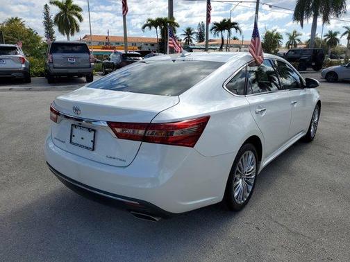 2018 Toyota Avalon XLE Plus