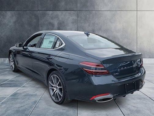 2025 Genesis G70 2.5T