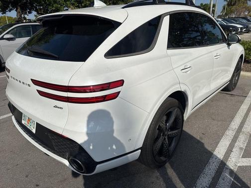 2023 Genesis GV70 2.5T