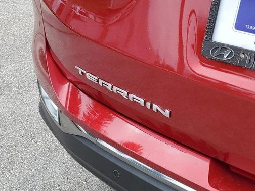 2024 GMC Terrain AT4