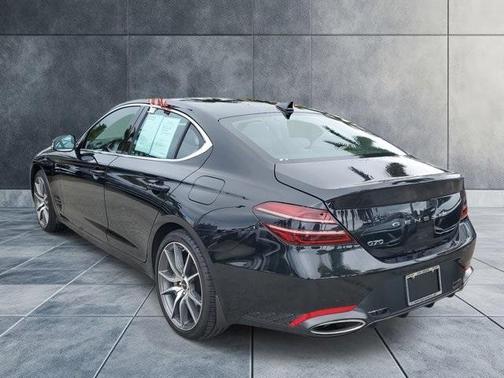 2026 Genesis G70 2.5T Standard